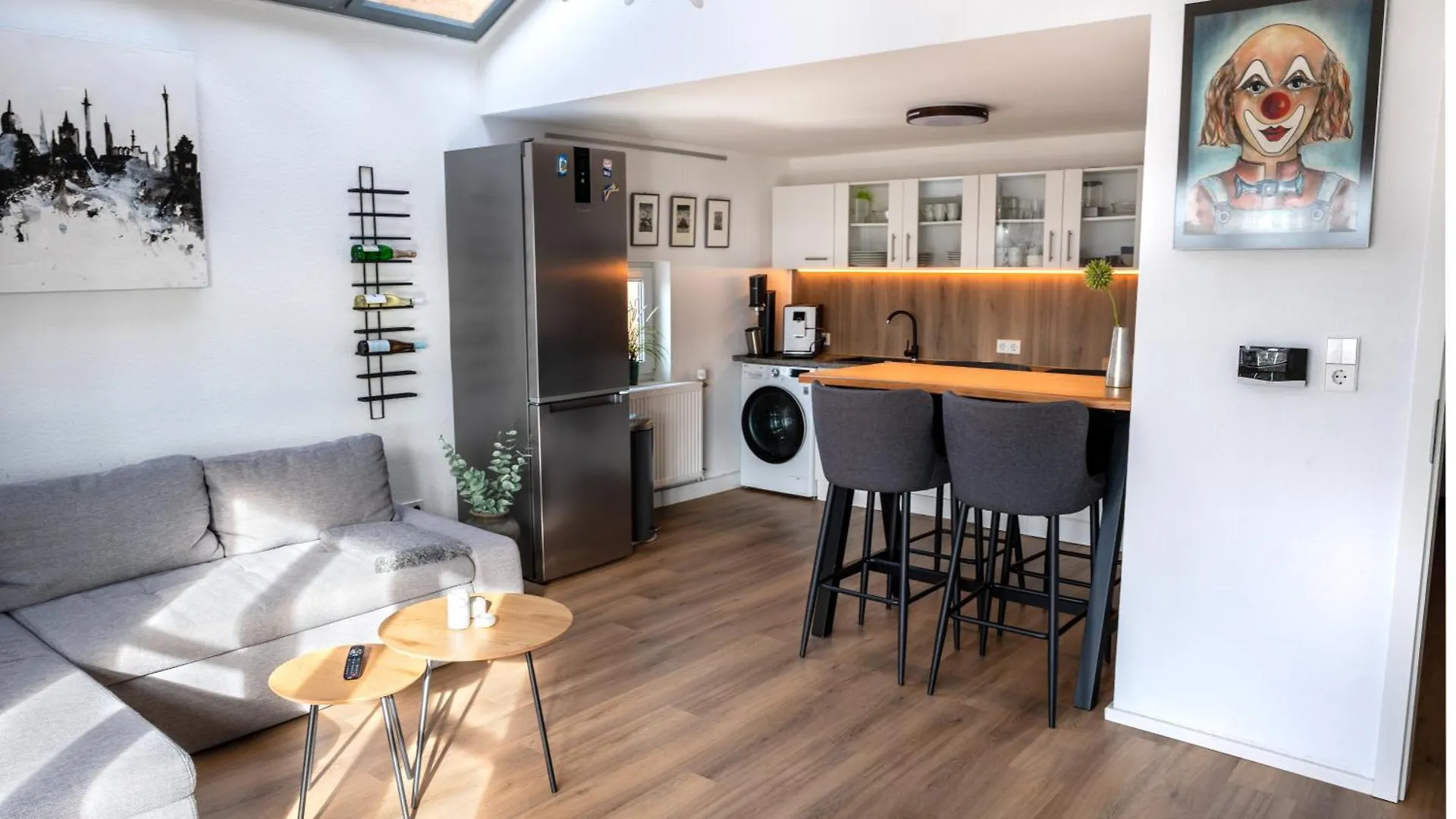 Apartment Eich-Penthouse, Zentral Am Stadtwald Mit Ausblick Ueber Die Stadt, 24H Self Check-In, Netflix, Disneyplus Hannover